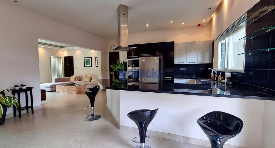 Haus zur Miete und zum Kauf mit 3 Zimmer in Bang Lamung, Chonburi