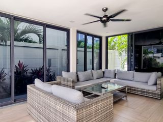 For sale 4 bedrooms house in Bang Lamung, Chonburi