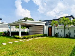 For sale 4 bedrooms house in Bang Lamung, Chonburi