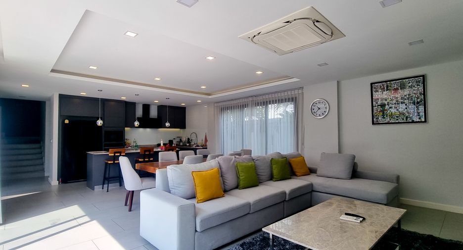À vendre 4 chambres maison à Bang Lamung, Chonburi