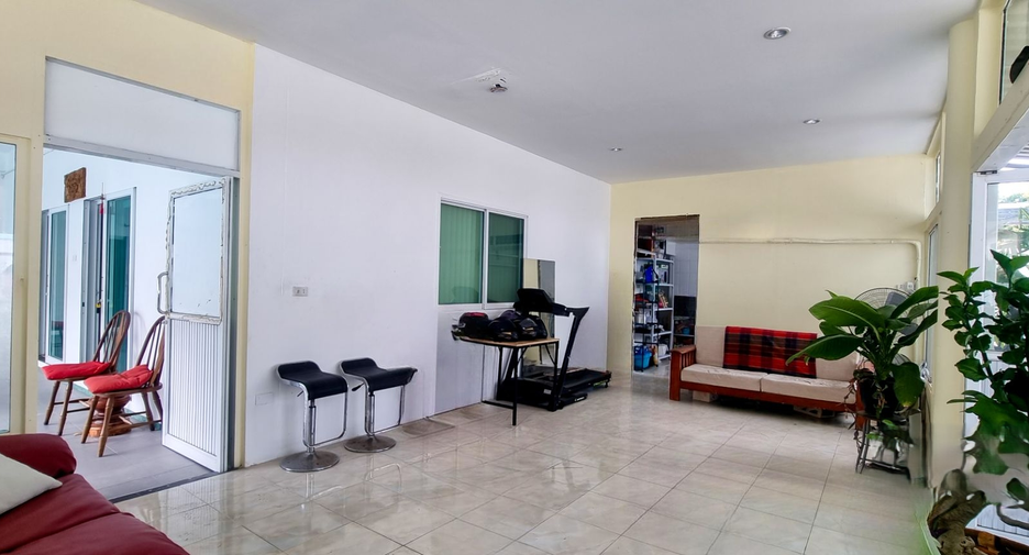 À vendre 8 chambres maison à Sattahip, Chonburi