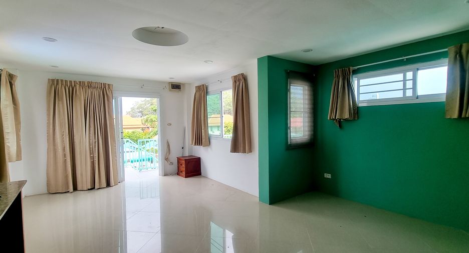 À vendre 8 chambres maison à Sattahip, Chonburi