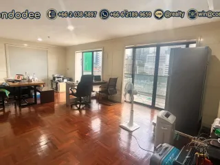 À vendre 3 chambres condo à Watthana, Bangkok