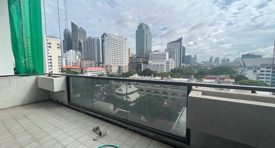 À vendre 3 chambres condo à Watthana, Bangkok