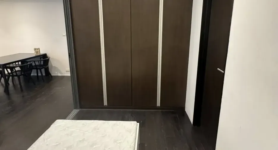 For rent and for sale 2 bedrooms condo in Watthana, Bangkok