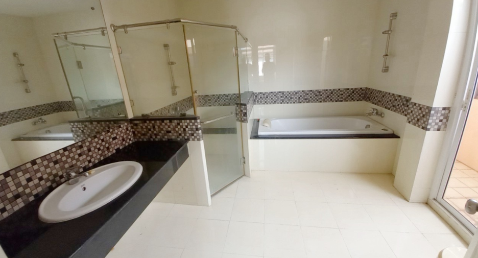À vendre 3 chambres maison à Mueang Samut Sakhon, Samut Sakhon