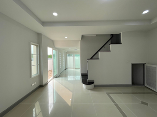 出售 3 卧室 联排别墅 在 Mueang Khon Kaen, Khon Kaen