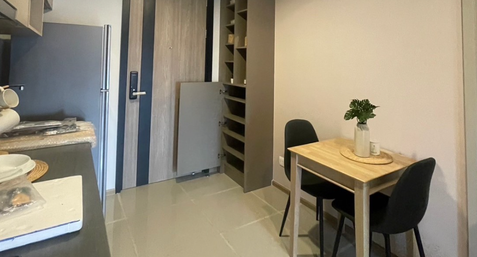 À vendre 1 chambre condo à Khlong Toei, Bangkok