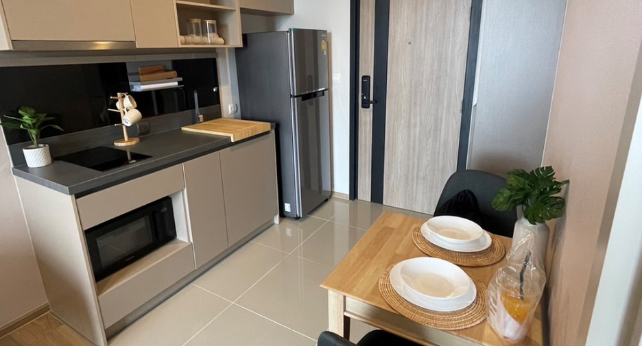 À vendre 1 chambre condo à Khlong Toei, Bangkok