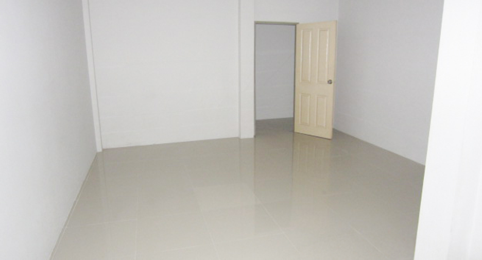 For sale 2 bedrooms townhouse in Hat Yai, Songkhla
