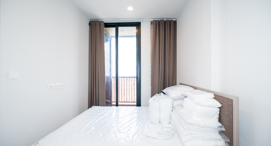 For sale 1 bed condo in Khlong Toei, Bangkok