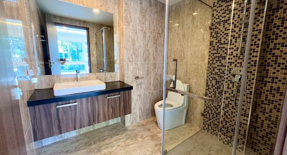For sale 3 ベッドルーム condo in South Pattaya, Pattaya