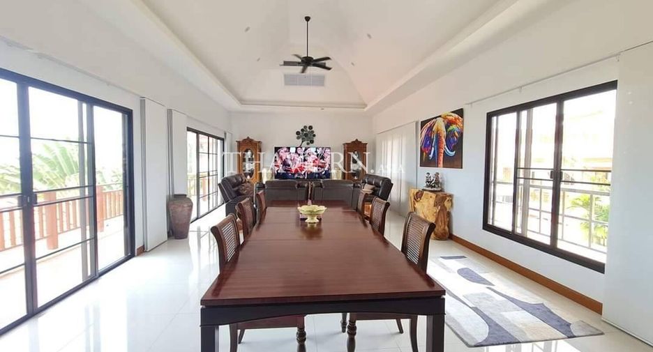 For sale 3 bedrooms house in Sattahip, Chonburi