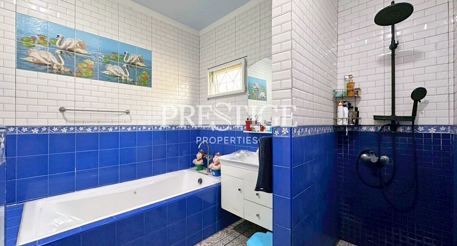For sale 2 ベッドルーム house in Sattahip, Chonburi