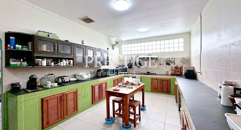 For sale 2 ベッドルーム house in Sattahip, Chonburi
