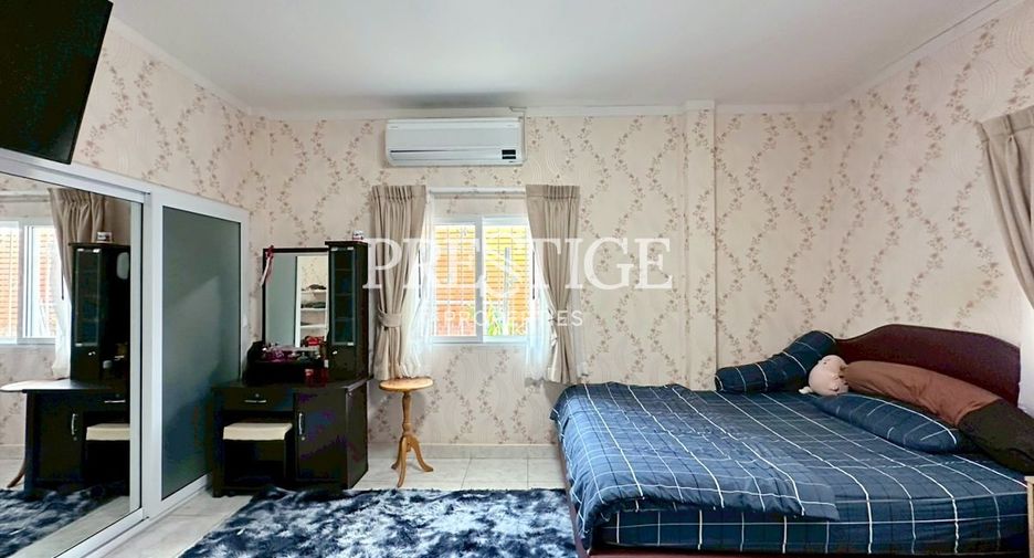 For sale 2 ベッドルーム house in Sattahip, Chonburi