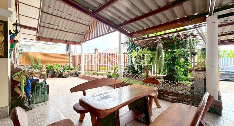 For sale 2 ベッドルーム house in Sattahip, Chonburi