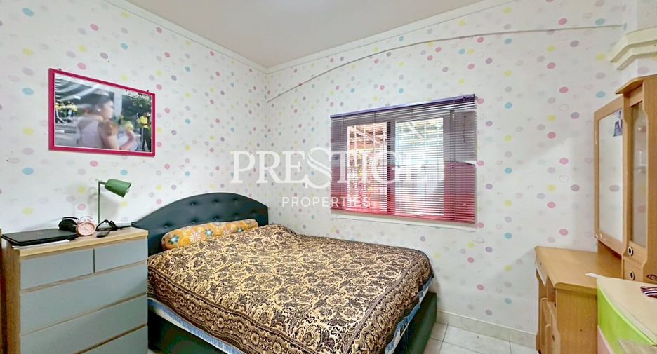 For sale 2 ベッドルーム house in Sattahip, Chonburi