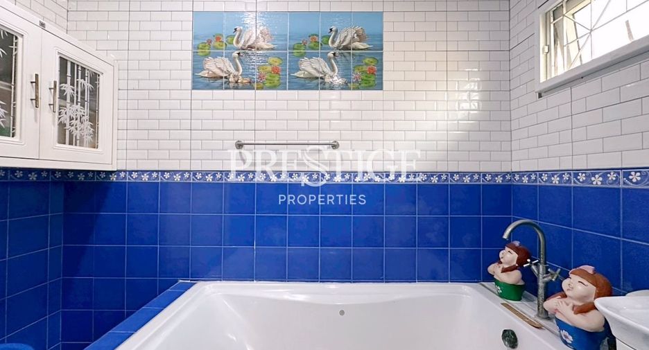 For sale 2 ベッドルーム house in Sattahip, Chonburi
