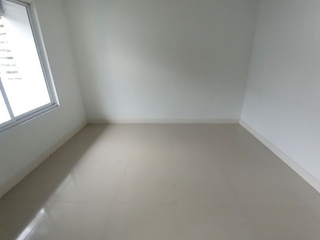 Casa adosada en venta de 3 habitaciones en Pak Kret, Nonthaburi