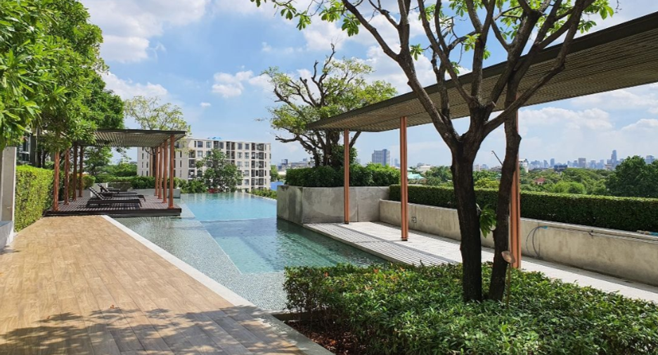 For sale 1 bed condo in Bang Kapi, Bangkok