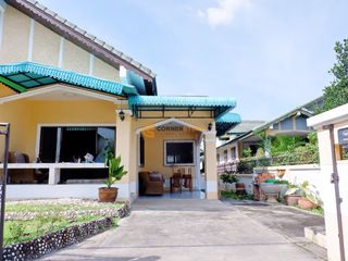 Haus zur Miete und zum Kauf mit 3 Zimmer in Bang Lamung, Chonburi