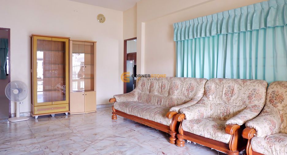 For rent and for sale 3 bedrooms house in Bang Lamung, Chonburi
