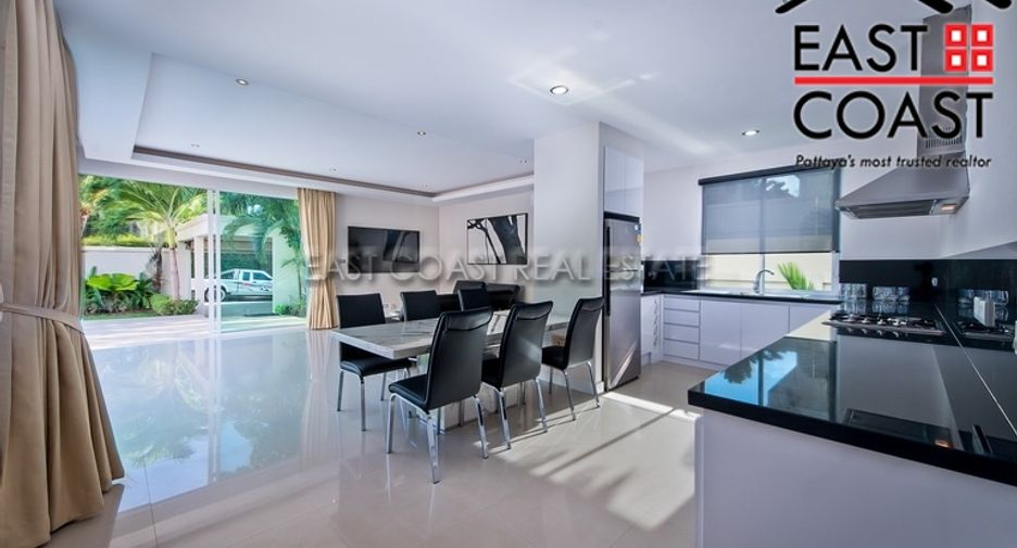 Casa en alquiler de 3 habitaciones en Bang Lamung, Chonburi