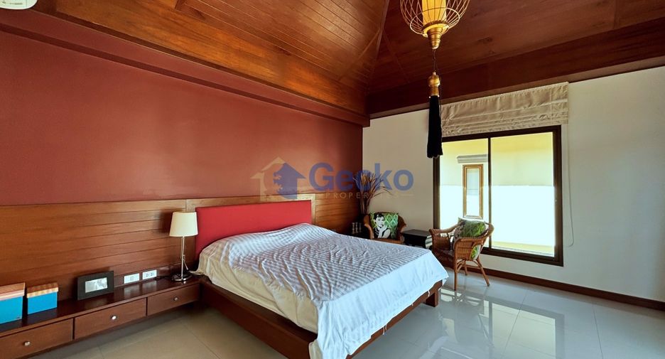 For rent and for sale 5 bedrooms house in Bang Lamung, Chonburi