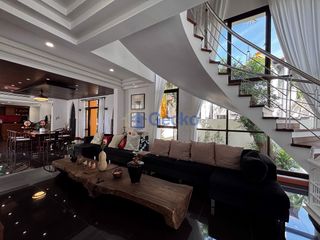Haus zur Miete und zum Kauf mit 5 Zimmer in Bang Lamung, Chonburi