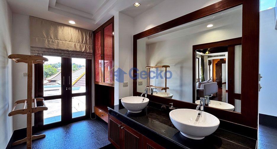 For rent and for sale 5 bedrooms house in Bang Lamung, Chonburi