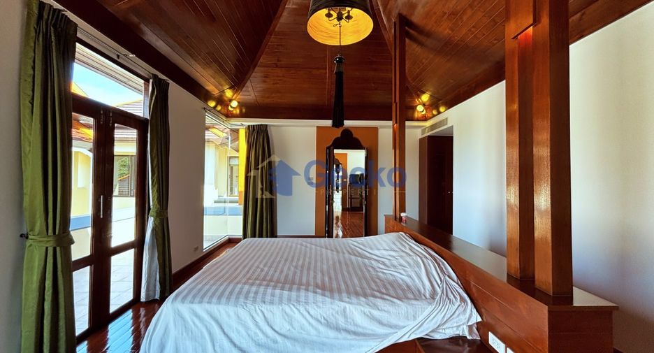 For rent and for sale 5 bedrooms house in Bang Lamung, Chonburi