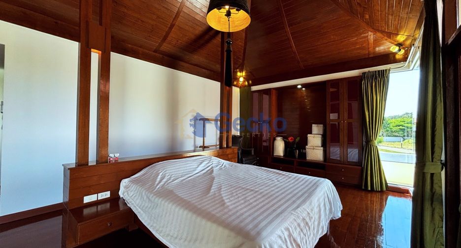For rent and for sale 5 bedrooms house in Bang Lamung, Chonburi