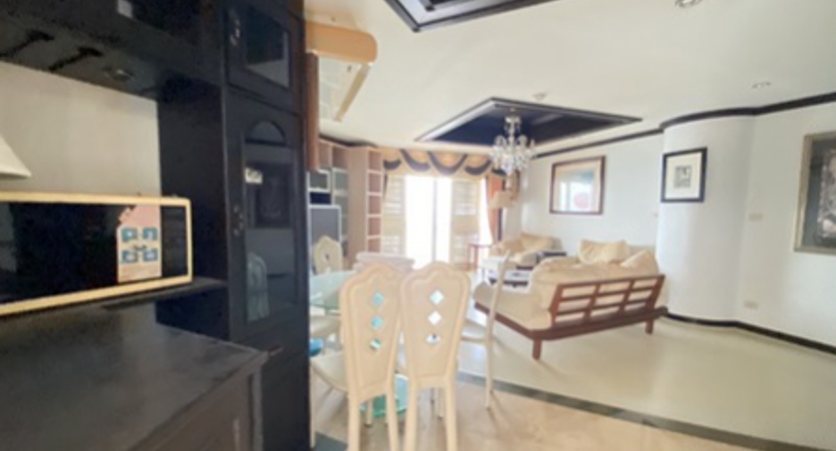 For sale 2 bedrooms condo in North Pattaya, Pattaya