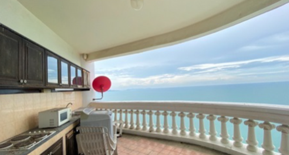 For sale 2 bedrooms condo in North Pattaya, Pattaya