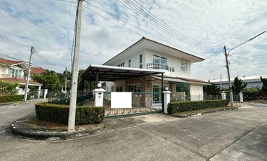 For sale 4 bedrooms house in Mueang Chiang Mai, Chiang Mai
