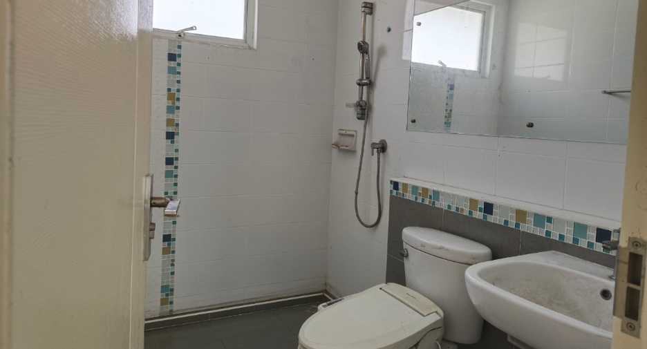 For sale 3 ベッドルーム house in Bang Bua Thong, Nonthaburi