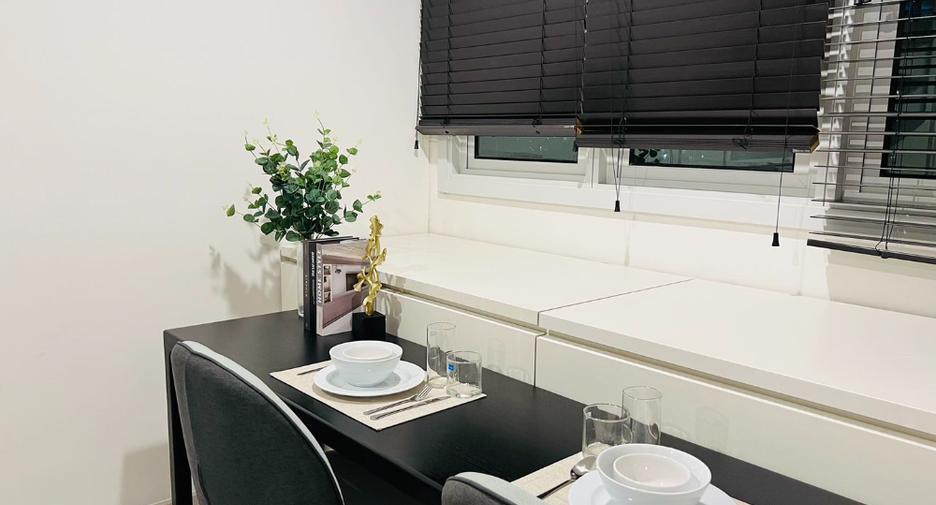For sale 1 bed condo in Huai Khwang, Bangkok