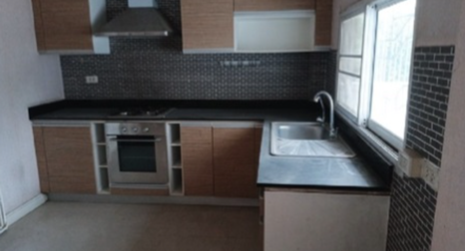 For sale 6 bedrooms house in East Pattaya, Pattaya