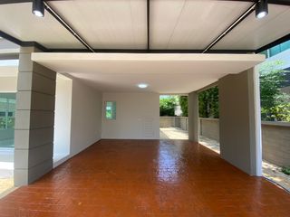For sale 3 bedrooms house in Mueang Samut Sakhon, Samut Sakhon