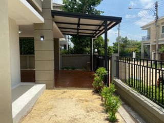 For sale 3 bedrooms house in Mueang Samut Sakhon, Samut Sakhon