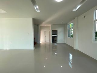 出售 3 卧室 独立屋 在 Mueang Udon Thani, Udon Thani
