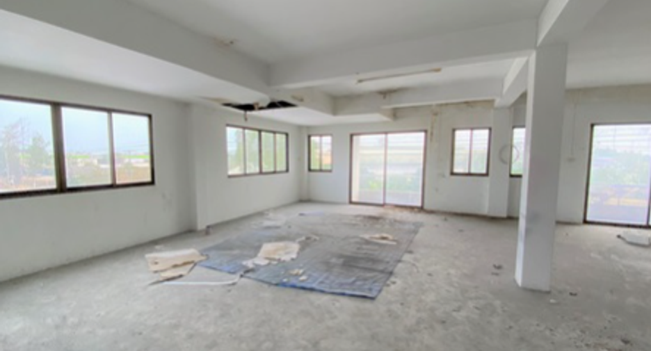 For sale 1 bed retail Space in Mueang Chon Buri, Chonburi
