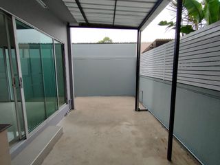 Reihenhaus zum Kauf mit 1 Zimmer in Pathum Wan, Bangkok