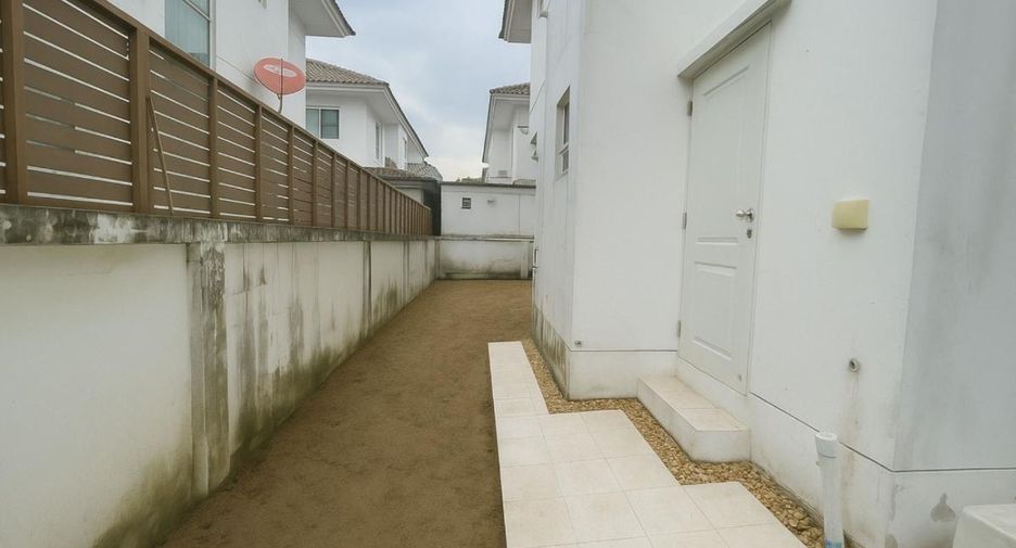 For sale 3 bedrooms house in Thanyaburi, Pathum Thani