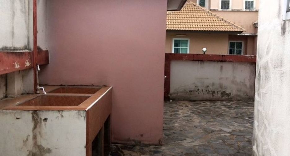For sale 1 Beds house in Mueang Sakon Nakhon, Sakon Nakhon