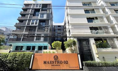 Condo en venta de 2 habitaciones en Khlong Toei, Bangkok