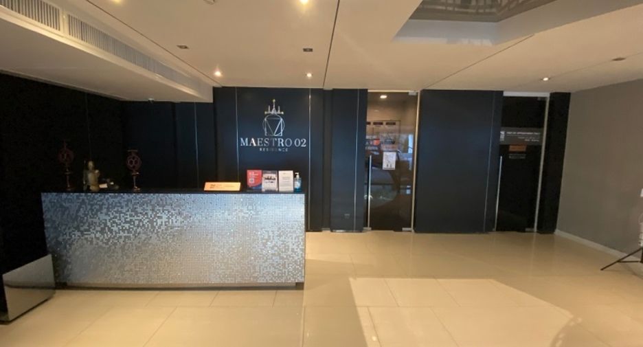 For sale 2 bedrooms condo in Khlong Toei, Bangkok