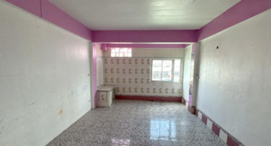 For sale 8 bedrooms retail Space in Mueang Chon Buri, Chonburi
