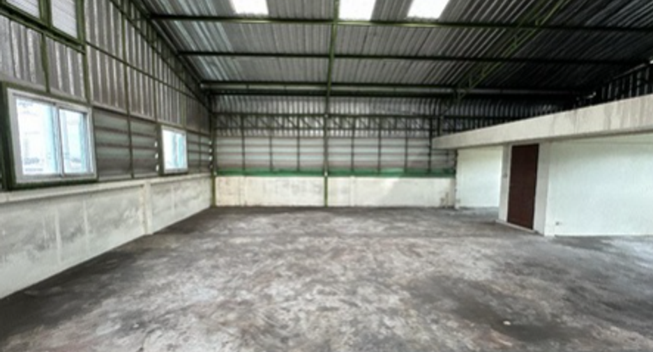 For sale 8 bedrooms retail Space in Mueang Chon Buri, Chonburi